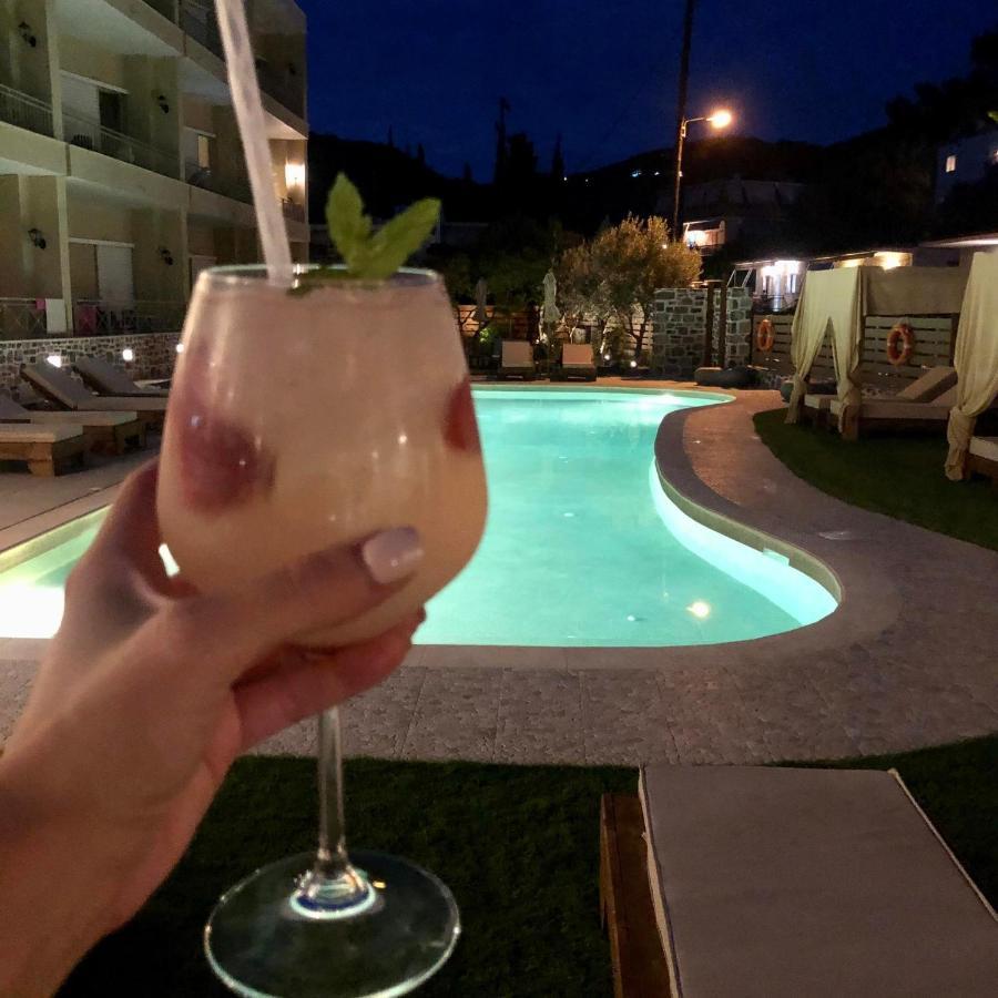 Helen Hotel Poros Town Exterior foto